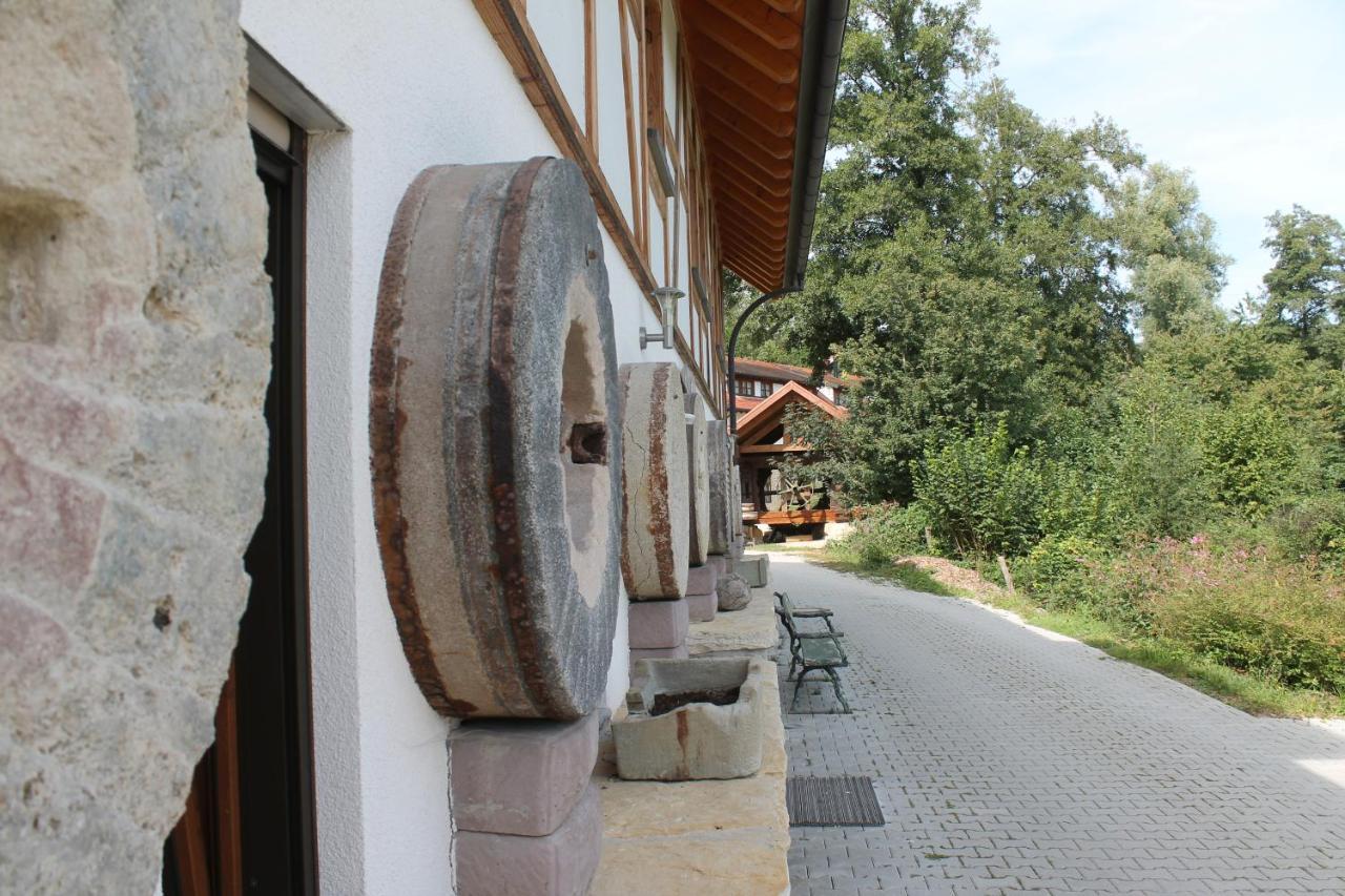 Hotel Erlebnisgastronomie Lochmuhle Eigeltingen Exterior foto